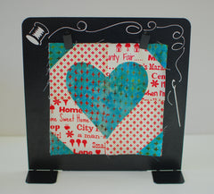 Deco Stand Needle and Thread W/Clips